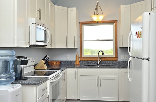 Carova Beach House | 2026 Family vacation at 2024 prices:Pool,hot tub,dogs ok.4WD adventure awaits!