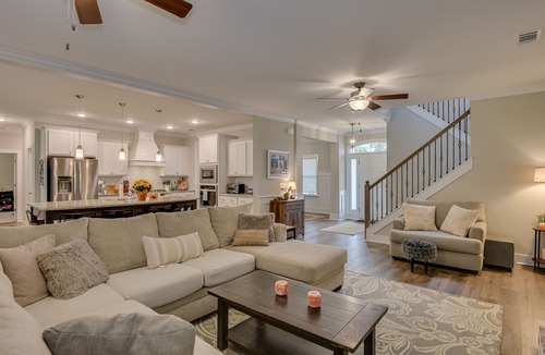 Evans House | 2026 Masters House with Private Pool and Pets Allowed
