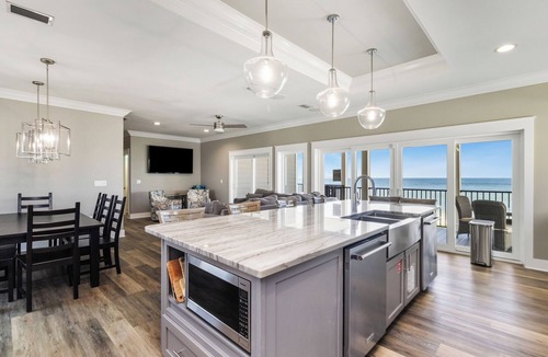 Port St. Joe House | 2026 RATES DISCOUNTED! GULF FRONT 9BD/9.5BA , 3 LIVING AREAS, ELEVATOR, POOL!