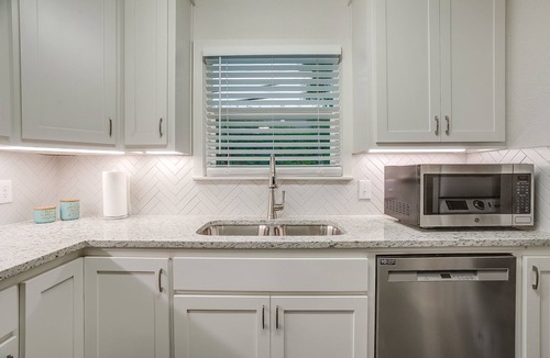 Arlington Heights House | 2026 Renovation, 5 minutes from Dickies Arena, 9 minutes to downtown and TCU