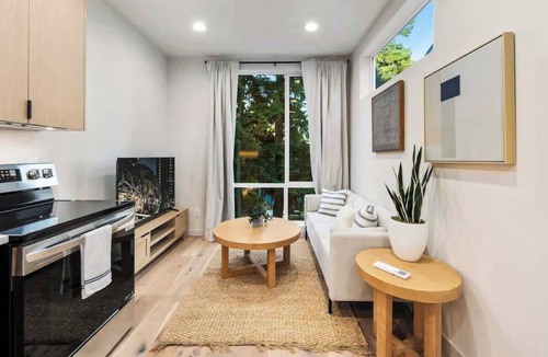 North Beacon Hill Condo | 2026 World Cup | Stadiums, Downtown, Mt View