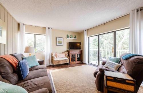 American Beach House | 2029 Beachwood Villa