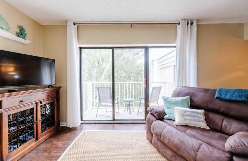American Beach House | 2029 Beachwood Villa