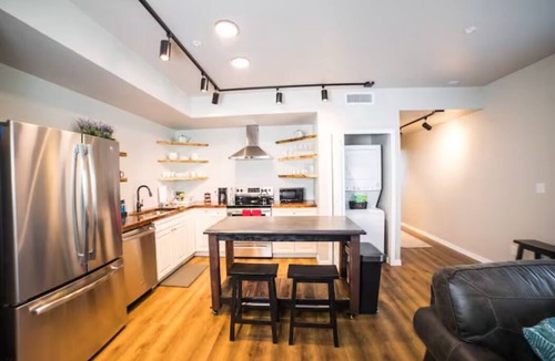Southside Apartment | 203 The Lofts, by Flagtown, 2 bed 2 bath with community hot tub