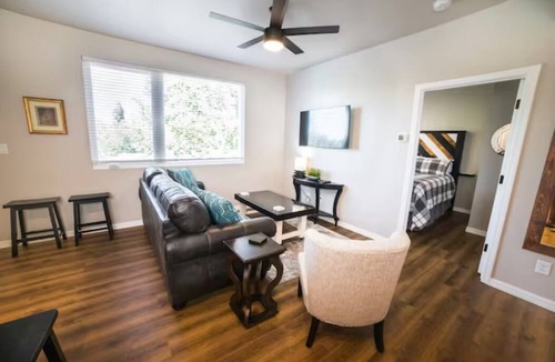Southside Apartment | 203 The Lofts, by Flagtown, 2 bed 2 bath with community hot tub