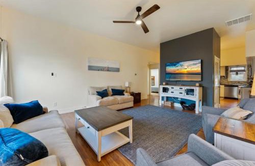 Town Bank House | 204 Glencreek Road