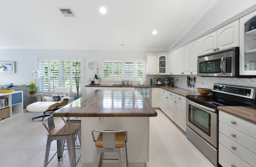 Lighthouse Point House | 2041 Managed By Brampton Park