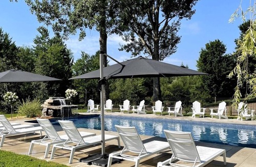 Bromont Apartment | 205 3-bedroom condo in building with elevator