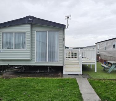 Brean Apartment | 205 Holiday Resort Unity 6 berth No Pets Passes Optional