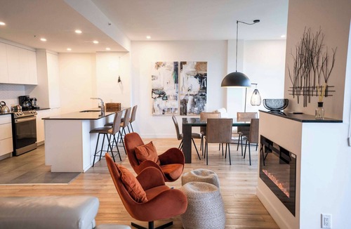 Baie-St-Paul Apartment | 205 - Modern Suite - Pool and River View