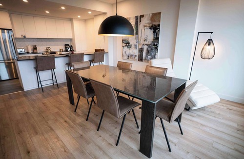 Baie-St-Paul Apartment | 205 - Modern Suite - Pool and River View