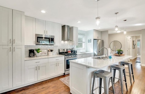 Smyrna House | 2051 Harwinor Road Southeast