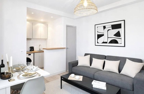Passy Apartment | 2067 Raynouard