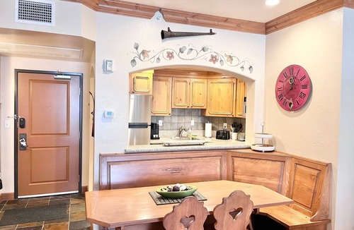 Midway Villa | 2068 | Premium King Villa | Near Park City Ski