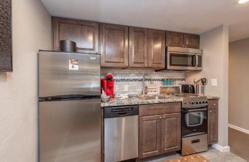 Thayerville House | 206A Efficiency One Bath