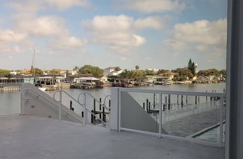Island Estate Condo | 207, Water View-Clearwater Bch in 6 min, Pool/Gym