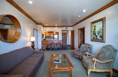 Zermatt Villa | 2071/73 | 2BR Summer Escape by Golf & Wasatch State Park