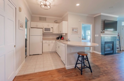 Delavan Lake Condo | 209 - Premium Lakefront Condo
