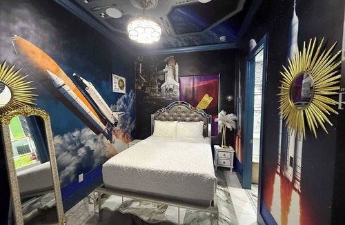 Loughman Other | 20BR Mission to Mars Extreme Private Attraction