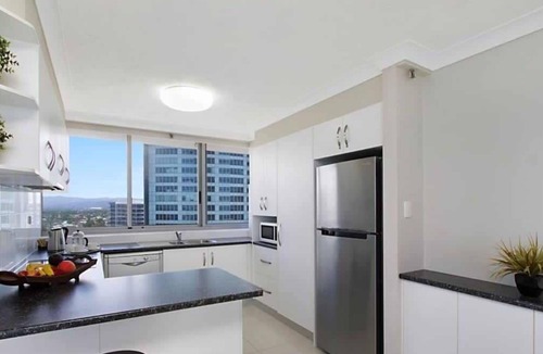 Surfers Paradise Apartment | 20F Peninsula Summary