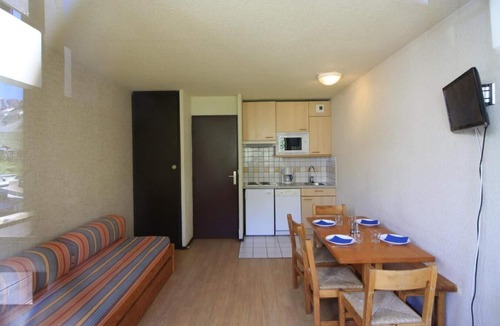 Le Lavachet Apartment | 20m from resort center, 6th floor, balcony, tv, ski locker, 24m², Tignes