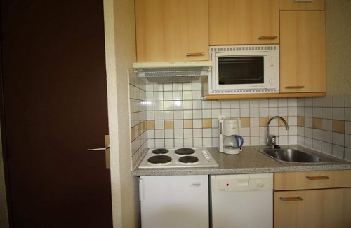Le Lavachet Apartment | 20m from resort center, 6th floor, balcony, tv, ski locker, 24m², Tignes