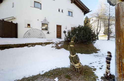 Silvaplana Apartment | 2½-room apartment on the ground floor, ca.