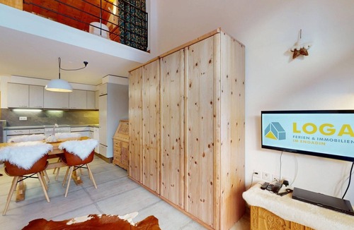 Maloja Apartment | 2½-room apartment on the second floor, with lift.