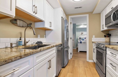 Elk Rapids Condo | #21 ELK RAPIDS BEACH CONDOMINIUM