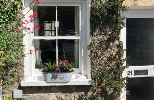 Kendal House | 21 Entry Lane