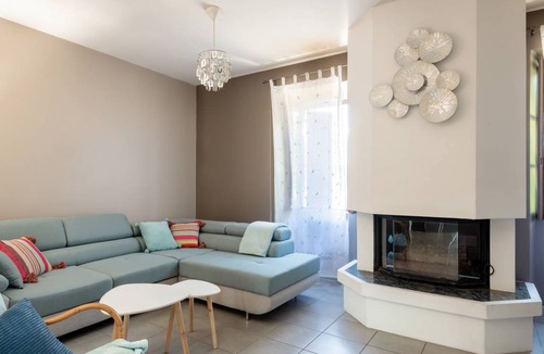Aubenas House | 210 m² House ∙ 3 bedrooms ∙ 7 guests