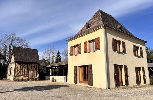 Rives House | 210 m2 villa between nature and bastide in Rives
