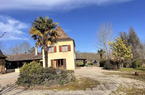 Rives House | 210 m2 villa between nature and bastide in Rives