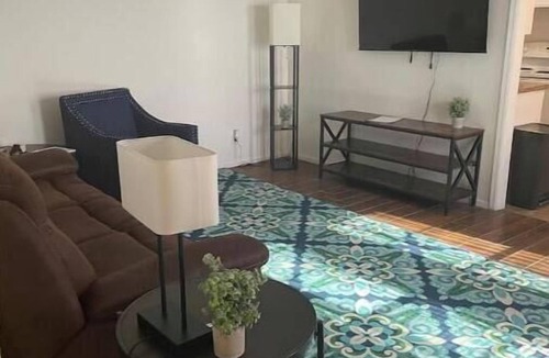 Enid House | 2105 Quiet 2 Bed/1 Bath Duplex,1 King and 1 Queen