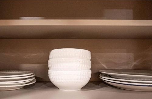 Cote-Des-Neiges—Notre-Dame-De-Grace Apartment | 211 - Cozy New Condo with 2 Queens, Parking, DT&Airport