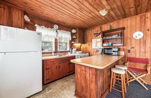 South Nags Head House | 212 - Cute Ocean-Side home in South Nags Head