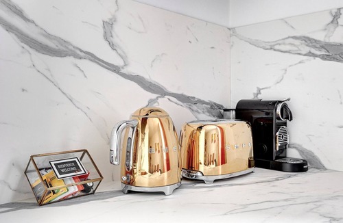 Quartier Sainte-Avoye Apartment | 212 Suite Louboutin - Superb Apartment in Paris