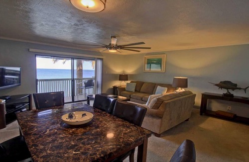 South Padre Island Condo | 215 LAS BRISAS BAYFRONT CONDOS by RedAwning