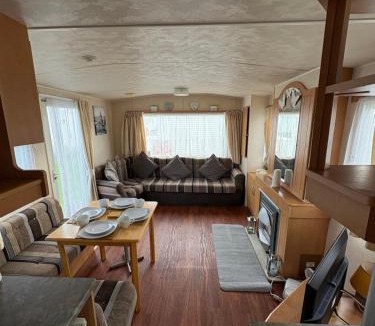 Chapel Saint Leonards Resort | 215 North Happy Days