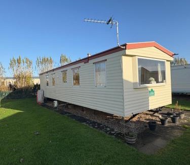 Chapel Saint Leonards Resort | 215 North Happy Days