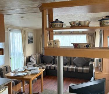 Chapel Saint Leonards Resort | 215 North Happy Days