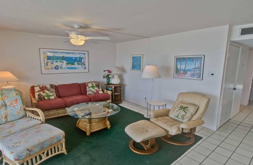 South Padre Island Condo | 218 LAS BRISAS BAYFRONT CONDOS by RedAwning