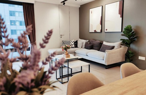 Downtown George Town Apartment | 218 Macalister 2BR @ Georgetown 23a