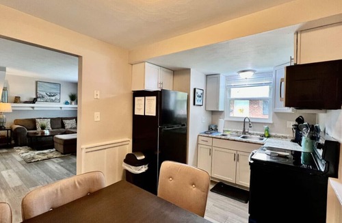 Franklin House | 219 Maxwell St - Unit A · Newly Renovated Franklin Flat