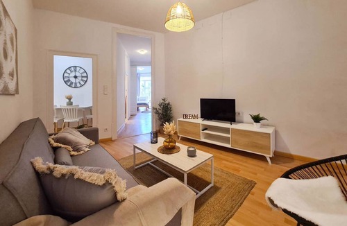 Gothic Quarter Apartment | 21ara1085- 4br apartment in Gótico