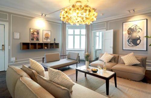 Copenhagen City Centre Apartment | 220 m² Apartment ∙ 4 bedrooms ∙ 10 guests