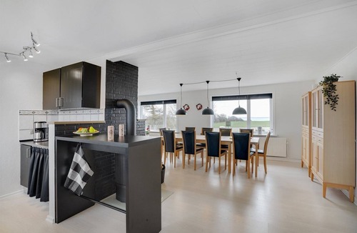 Redsted House | 220 m2 holiday home for 10 people with fjord view and wildlife bath