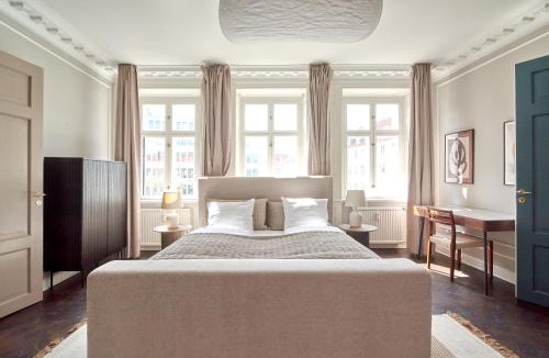 Copenhagen City Centre Apartment | 220SQM Designer Apt - Copenhagen City Center - Private Balcony
