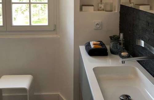 Saint-Jean-aux-Bois Apartment | 225m2 duplex flat in a chateau near Paris + pool
