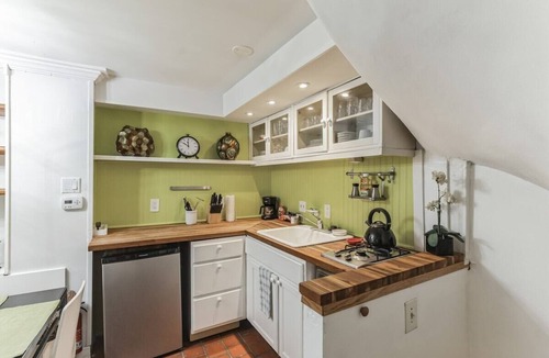 Southwark Villa | 228 Catherine Street